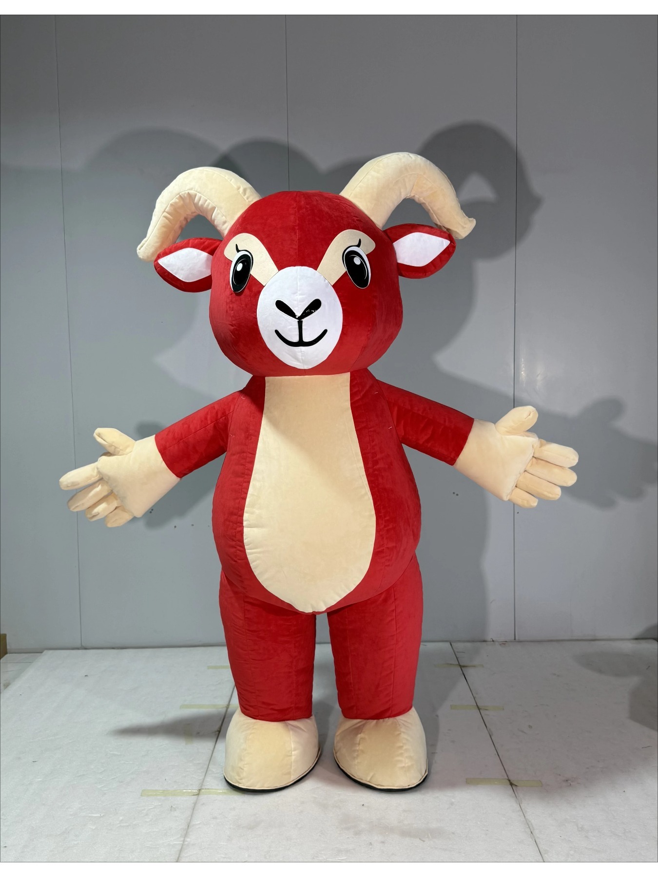 Inflatable Red Goat Mascot Cos - Chargers 评论和价格