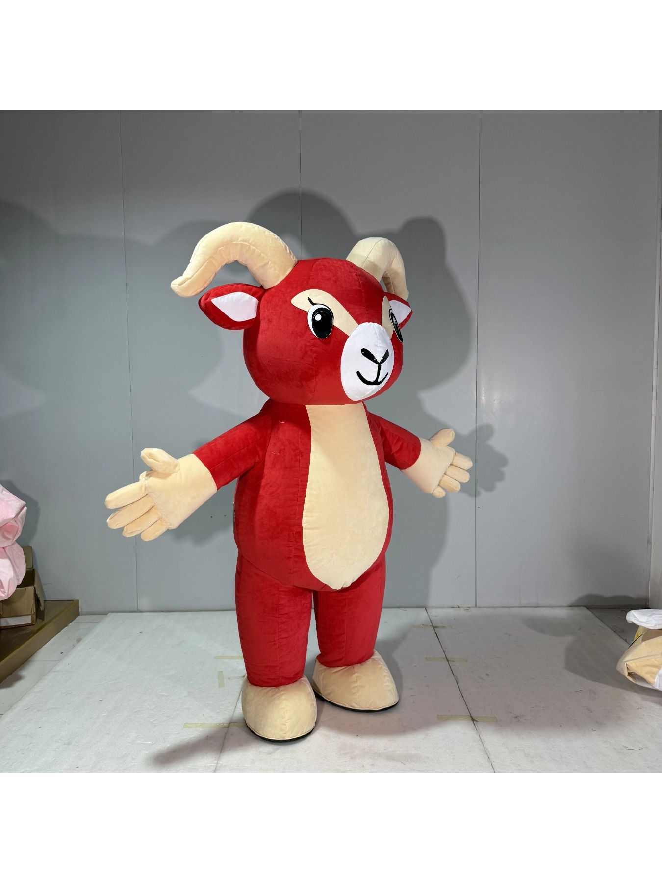 Inflatable Red Goat Mascot Cos - Chargers 评论和价格